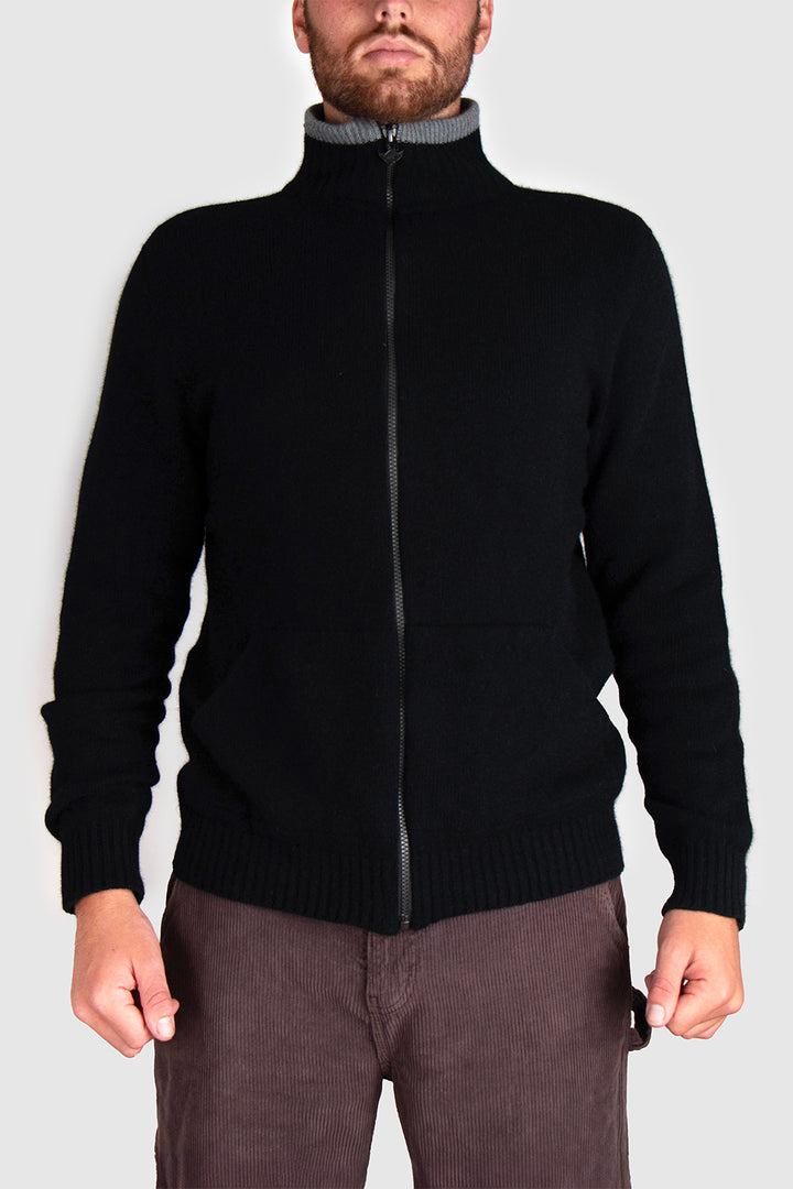 #colour_ebony-pewter