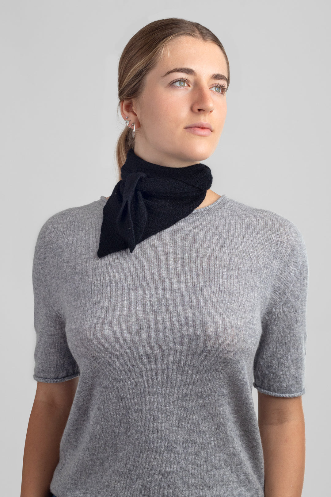 Cashmere triangle scarf #colour_black