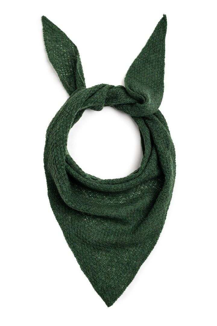 Cashmere triangle scarf #colour_serpentine